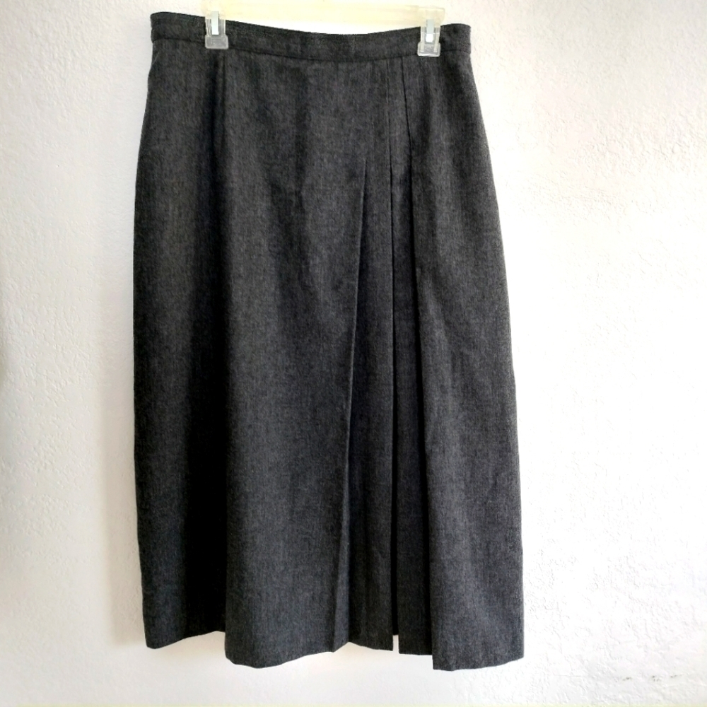VINTAGE Union made in the USA Women's gray long skirt size 16